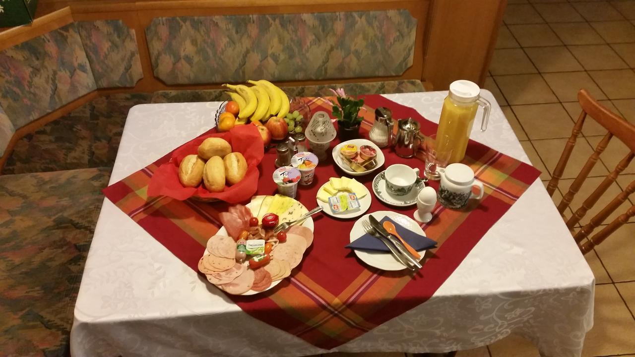 Hotel-Pension Dressel 바멘스타이나크 외부 사진