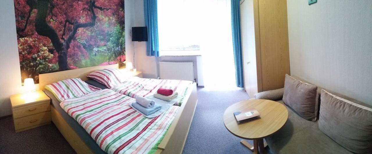 Hotel-Pension Dressel 바멘스타이나크 외부 사진