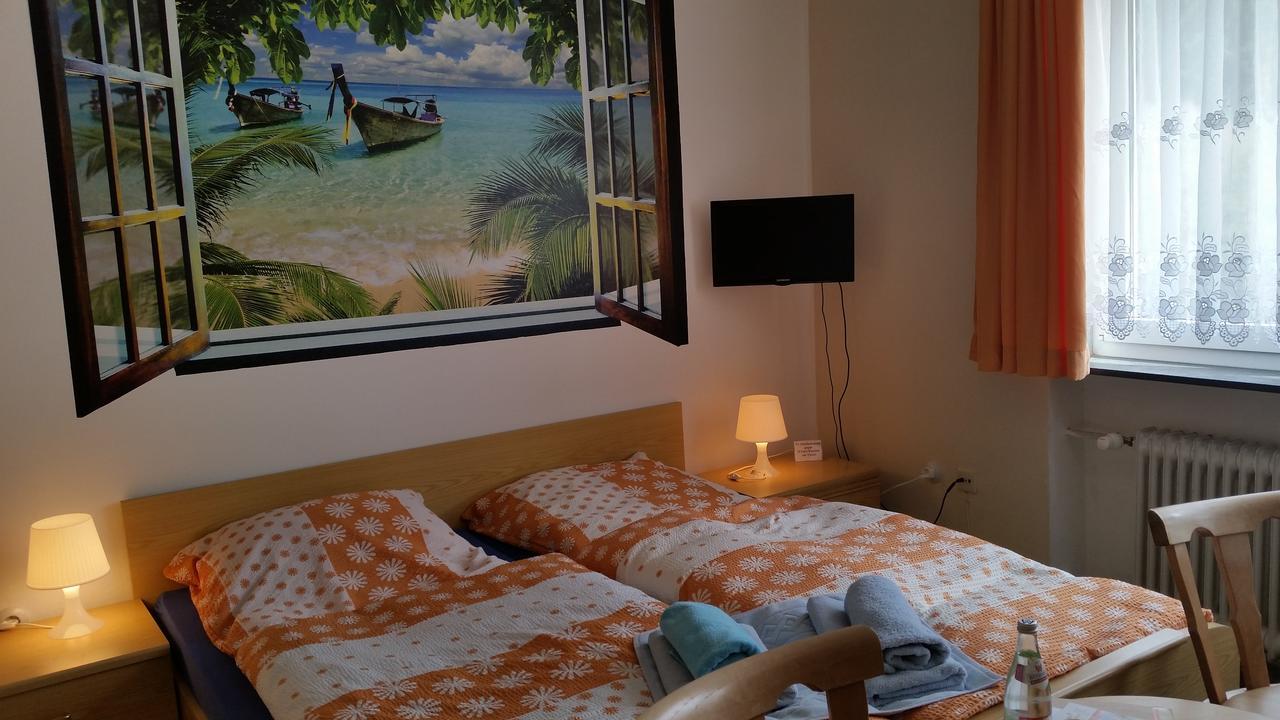 Hotel-Pension Dressel 바멘스타이나크 외부 사진