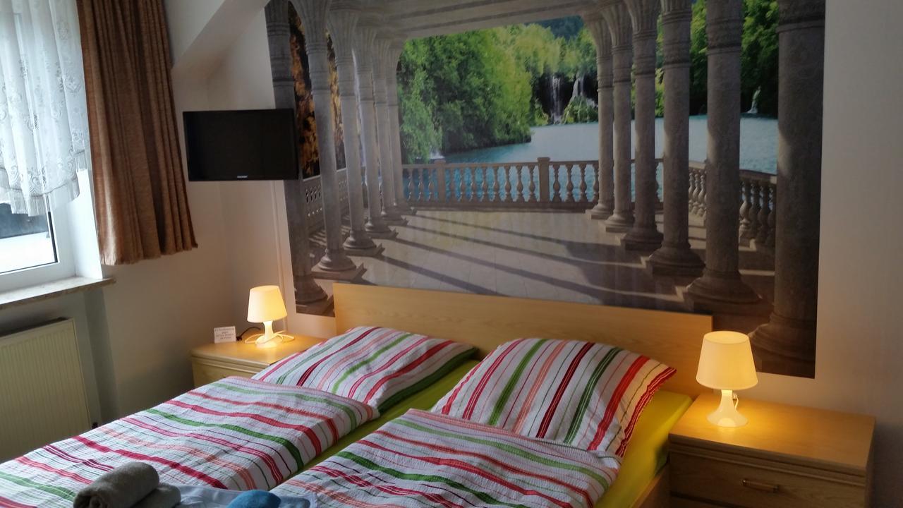 Hotel-Pension Dressel 바멘스타이나크 외부 사진